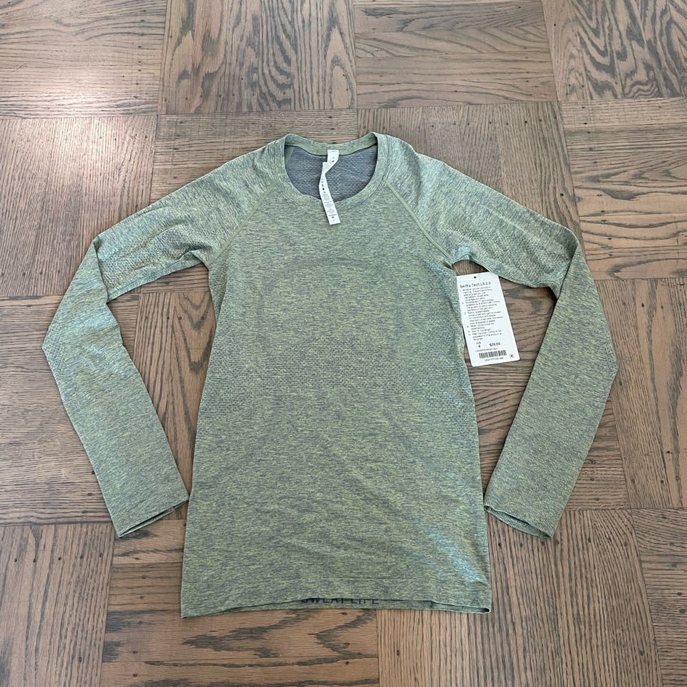 NWT Lululemon Swiftly Tech Long Sleeve 2.0